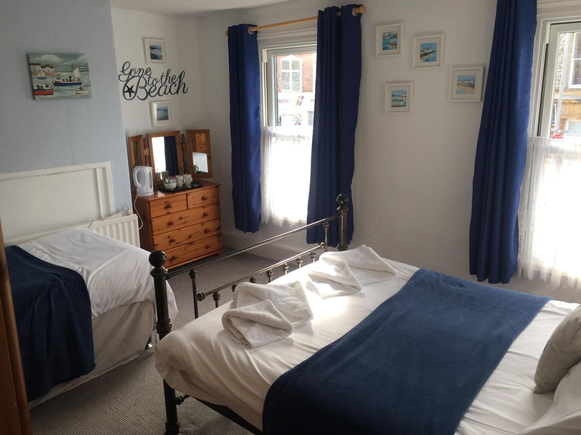 The Victoria Hotel Burnham-on-Sea Room photo